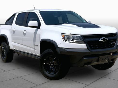 Used 2020 Chevrolet Colorado ZR2 w/ ZR2 Dusk Special Edition AWD/4WD image 3