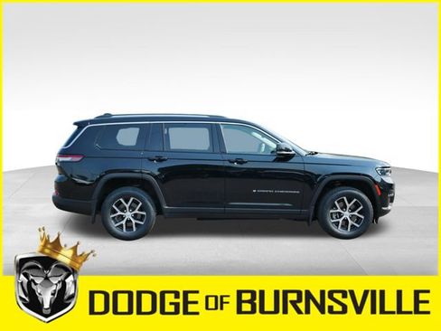 Used 2023 Jeep Grand Cherokee L Limited w/ MOPAR Finishing Package AWD/4WD image 10