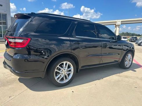 Used 2023 Dodge Durango GT RWD image 16