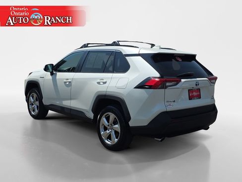 Used 2021 Toyota RAV4 XLE Premium AWD/4WD image 3