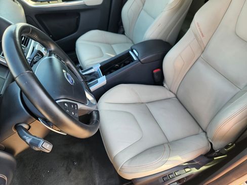 Used 2015 Volvo XC60 T6 Platinum AWD/4WD image 14