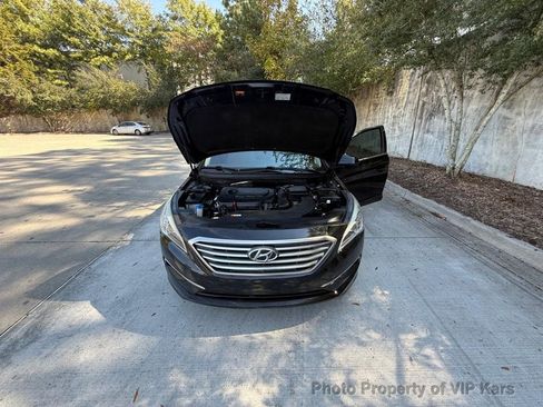 Used 2017 Hyundai Sonata SE image 19