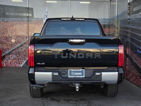 Used 2025 Toyota Tundra Limited AWD/4WD image 7