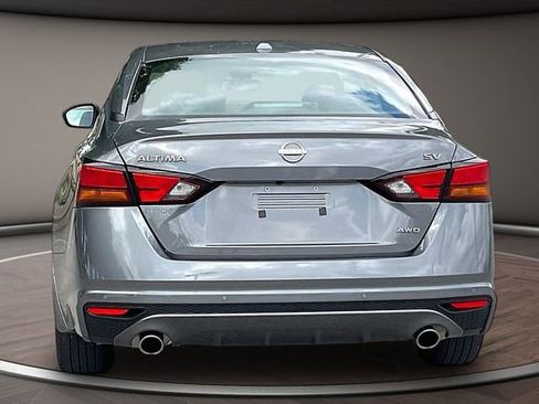 Used 2024 Nissan Altima 2.5 SV w/ SV Premium Package AWD/4WD image 4