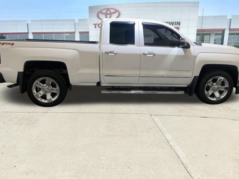 Used 2016 Chevrolet Silverado 1500 LTZ w/ Sport Package AWD/4WD image 7
