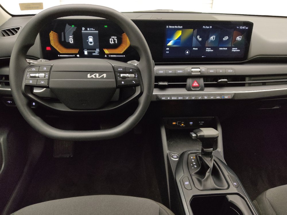 Used 2025 Kia K4 FWD image 22