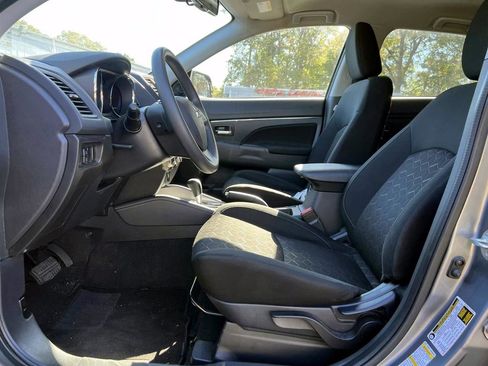 Used 2024 Mitsubishi Outlander Sport SE image 10