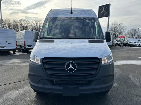 Used 2026 Mercedes-Benz Sprinter 144 Cargo image 2