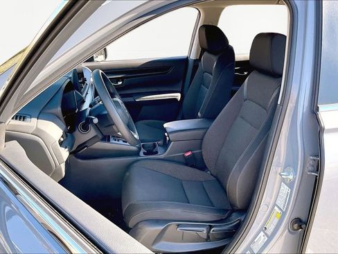 Used 2024 Honda CR-V LX image 17