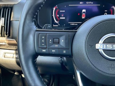 Used 2024 Nissan Pathfinder Platinum w/ Cargo Package image 18