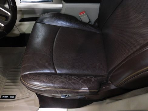 Used 2015 RAM 3500 Laramie Longhorn image 33