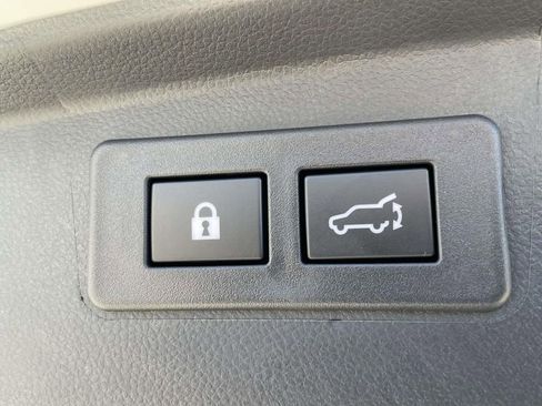 Certified 2025 Subaru Outback Premium w/ Popular Package #1A image 11