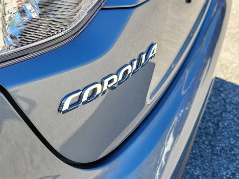 Used 2024 Toyota Corolla LE image 6