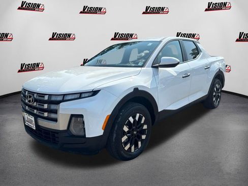 New 2025 Hyundai Santa Cruz SE image 1