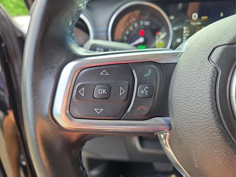 Used 2022 Jeep Wrangler Unlimited Rubicon 4xe w/ Safety Group AWD/4WD image 19