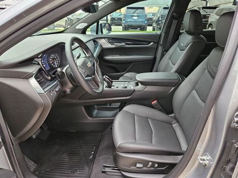 New 2025 Cadillac XT5 Premium Luxury w/ Technology Package image 11