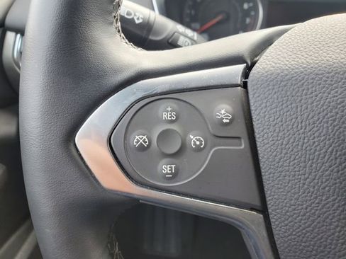 Certified 2023 Chevrolet Traverse LT FWD image 24