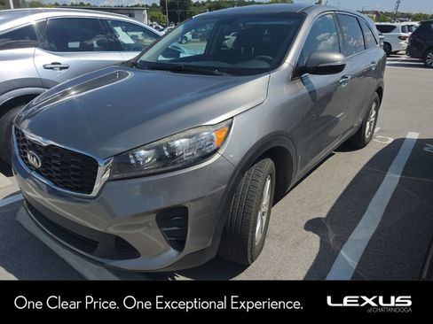 Used 2019 Kia Sorento FWD image 1
