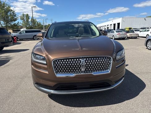 Used 2022 Lincoln Nautilus Reserve AWD/4WD image 8