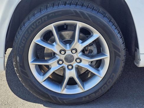 Used 2016 Jeep Grand Cherokee Summit w/ Platinum Series Group image 11