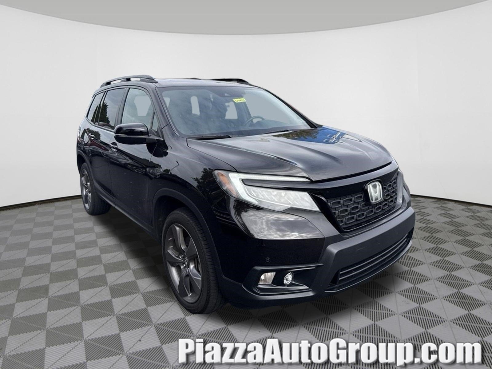 Certified 2021 Honda Passport Touring image 1