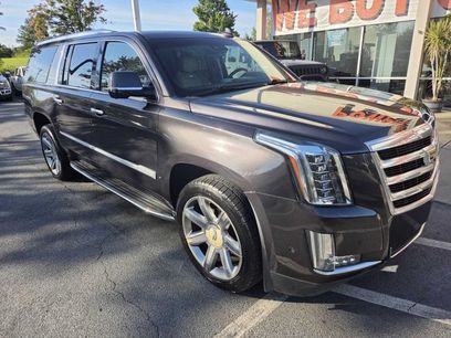 Used 2018 Cadillac Escalade ESV Luxury