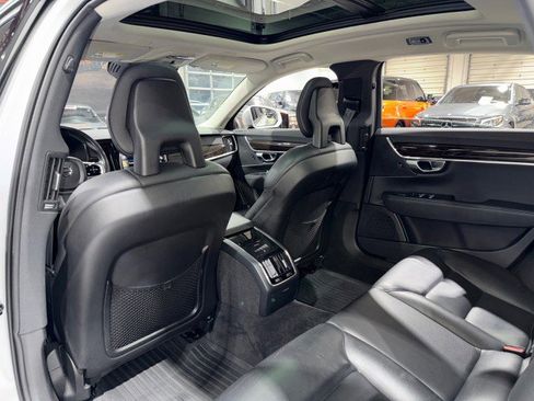 Used 2018 Volvo S90 T5 Momentum w/ Convenience Package image 54