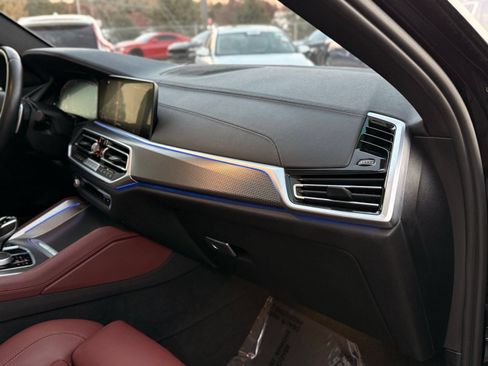Used 2022 BMW X6 xDrive40i w/ M Sport Package AWD/4WD image 29