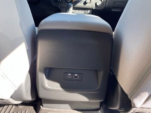 New 2025 Nissan Frontier SV image 25