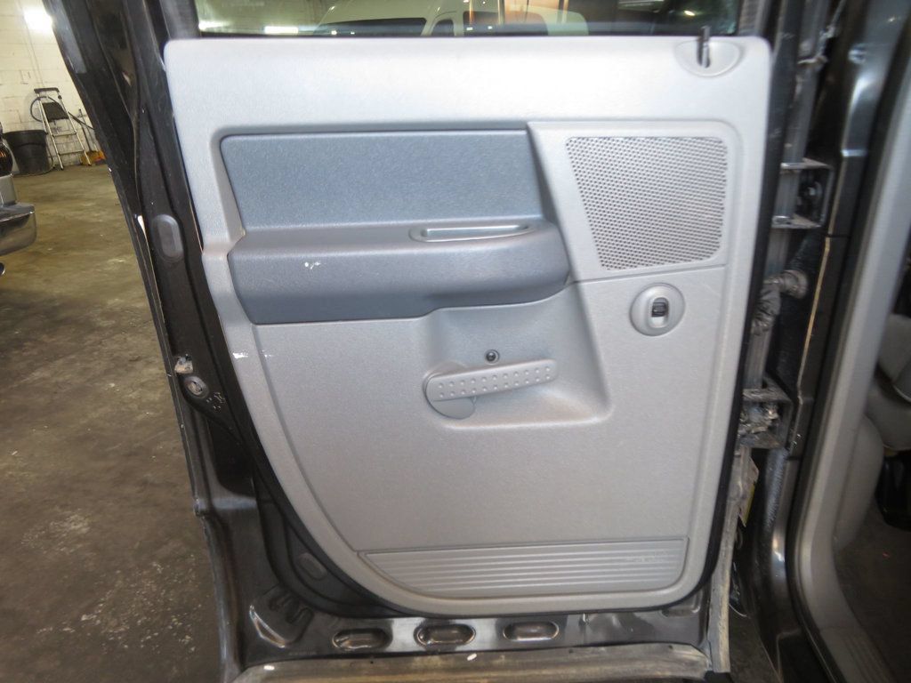 Used 2006 Dodge Ram 2500 Truck SLT w/ Quad Cab Big Horn Value Group AWD/4WD image 23
