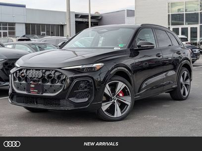 New 2025 Audi SQ5 Premium Plus