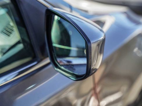 Used 2019 Nissan Sentra S image 6