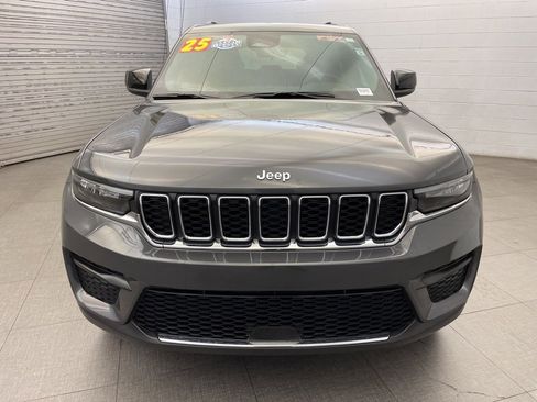 Certified 2025 Jeep Grand Cherokee Laredo X w/ Trailer Tow Package image 10