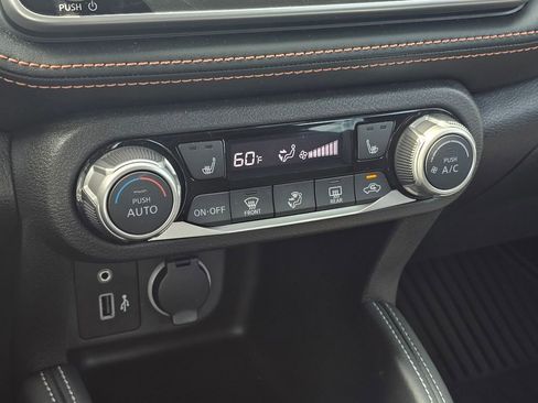 Certified 2020 Nissan Kicks SR w/ SR Premium Package image 24