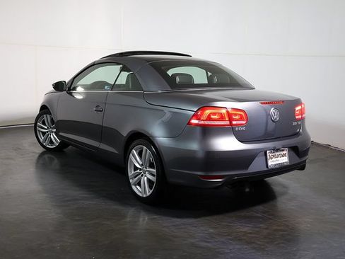 Used 2012 Volkswagen Eos Executive FWD image 12