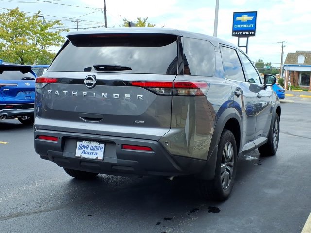 Used 2025 Nissan Pathfinder S AWD/4WD image 24