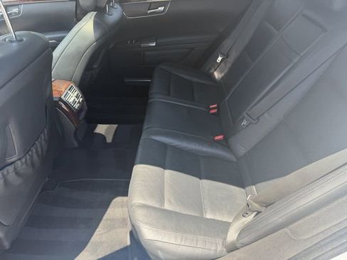 Used 2010 Mercedes-Benz S 550 image 24