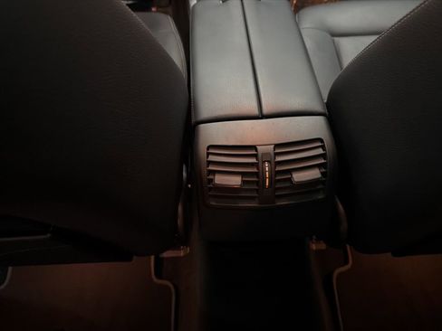 Used 2016 Mercedes-Benz E 350 E 350 image 22