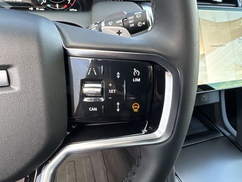 Certified 2025 Land Rover Discovery Sport S image 30