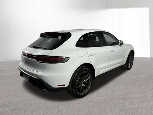 Used 2023 Porsche Macan AWD/4WD image 35