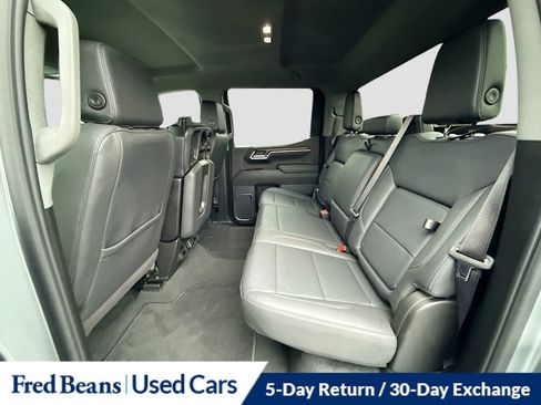 Used 2025 GMC Sierra 1500 SLT image 26