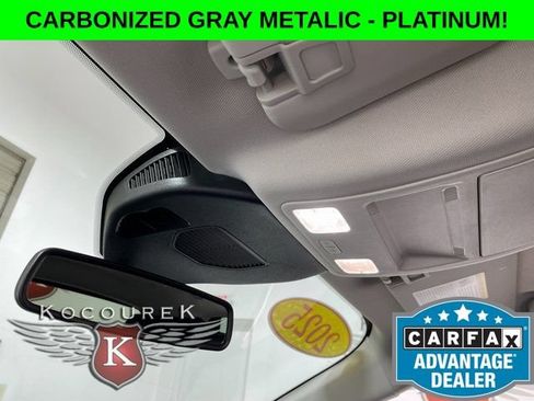 Used 2025 Ford Escape Platinum AWD/4WD image 18