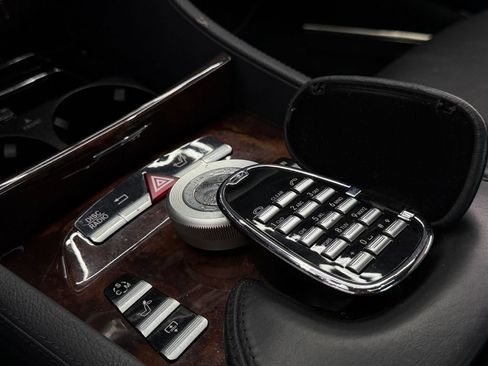 Used 2012 Mercedes-Benz CL 63 AMG image 21