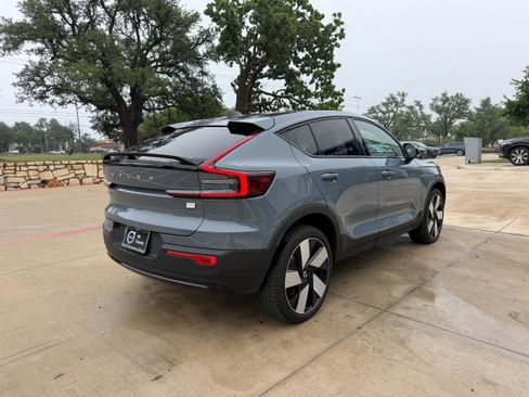 Certified 2023 Volvo C40 P8 Recharge Ultimate w/ Protection Package Premier AWD/4WD image 6