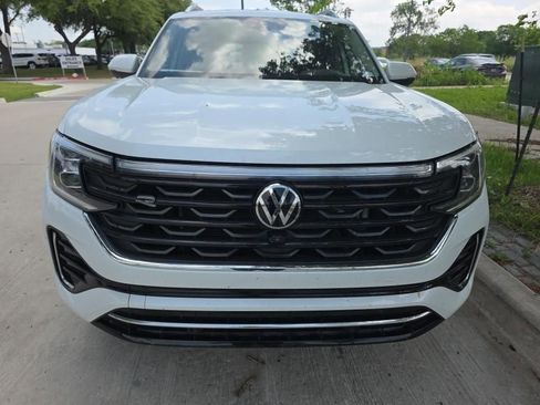 Used 2024 Volkswagen Atlas SEL Premium R-Line AWD/4WD image 5