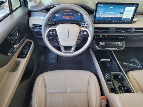 Used 2024 Lincoln Corsair FWD w/ Equipment Group 101A image 21