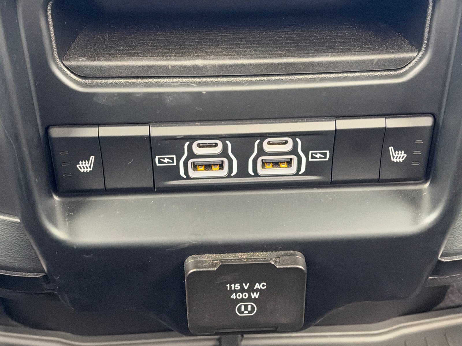 Used 2024 RAM 3500 Limited AWD/4WD image 22