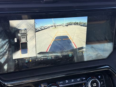 Used 2023 GMC Sierra 1500 AT4 w/ Technology Package image 21