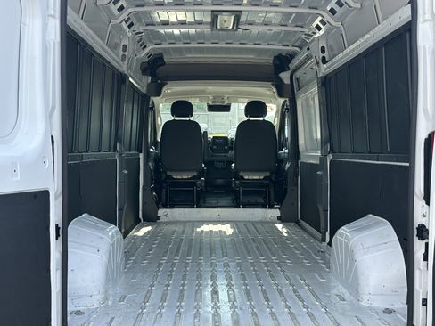 Used 2025 RAM ProMaster 3500 w/ Convenience Group FWD image 18