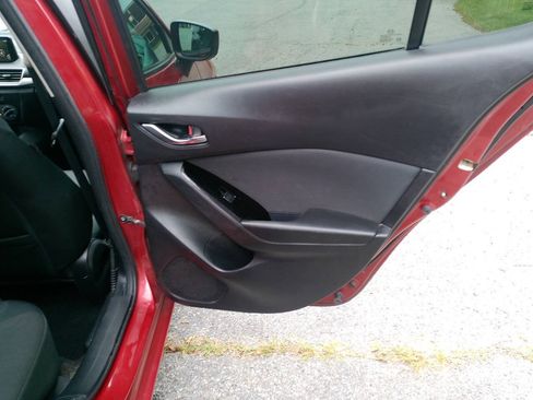 Used 2017 MAZDA MAZDA3 Sport FWD image 20